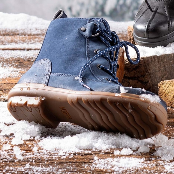 UGG Hapsburg Duck Boots Navy Size 5 - Picture 7 of 8